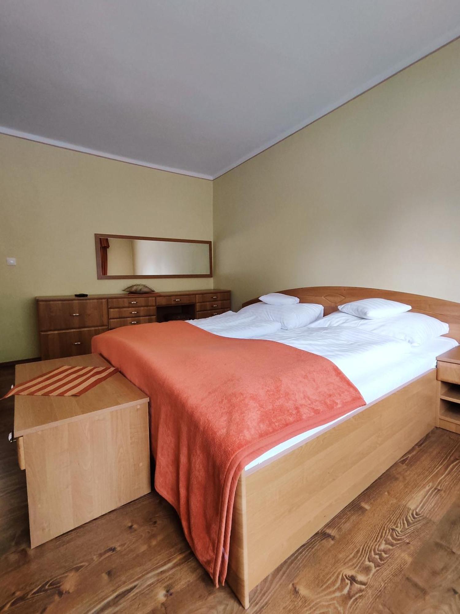 Chata Gatterhof Hotel Banska Stiavnica Luaran gambar